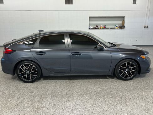 Used 2022 Honda Civic Sport Touring image 5