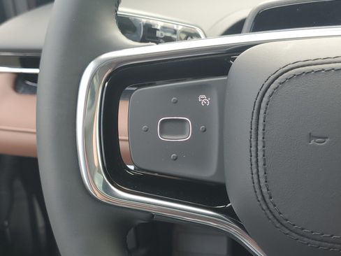 New 2026 Lincoln Nautilus Reserve AWD/4WD image 17