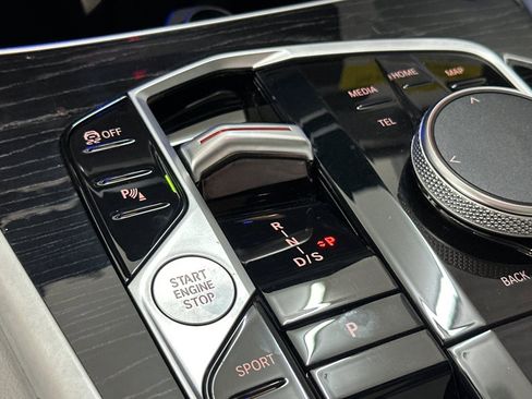 Certified 2024 BMW X6 xDrive40i w/ Premium Package image 26