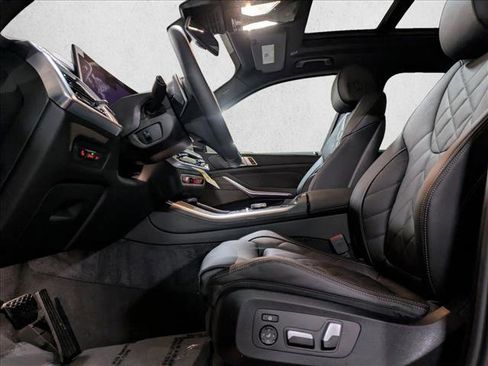 New 2026 BMW X5 xDrive50e w/ Premium Package image 4