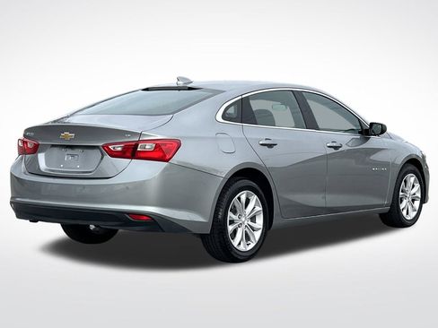 Used 2025 Chevrolet Malibu LT image 32