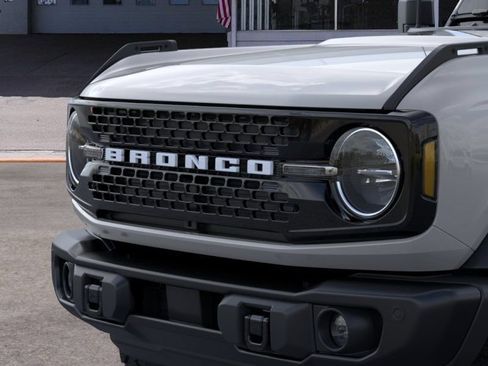 New 2026 Ford Bronco Big Bend w/ Black Diamond Package AWD/4WD image 15