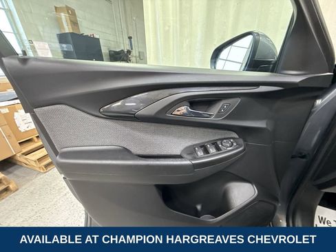 Used 2022 Chevrolet TrailBlazer LT w/ Convenience Package image 30