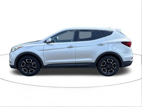 Used 2018 Hyundai Santa Fe Sport FWD image 6