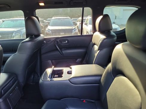 Used 2022 Nissan Armada SL w/ Midnight Edition Package RWD image 14
