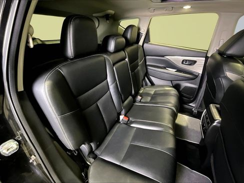 Used 2018 Nissan Murano Platinum image 25