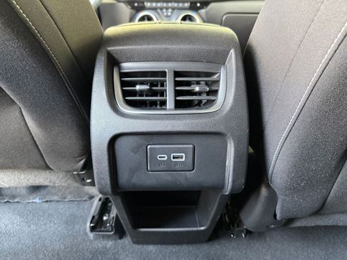 Used 2025 Chevrolet Blazer LT image 24