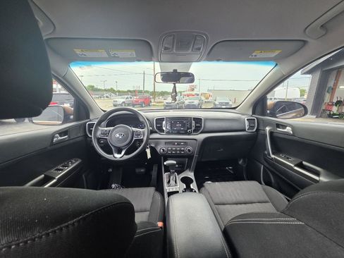 Used 2017 Kia Sportage LX AWD/4WD image 35