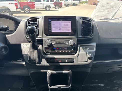 Used 2025 RAM ProMaster 2500 FWD image 25