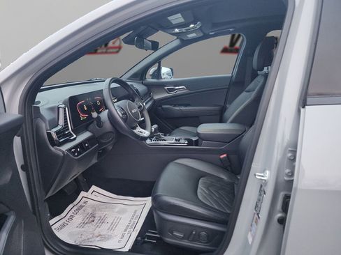 Used 2024 Kia Sportage X-Line w/ X-Line Premium Package image 9