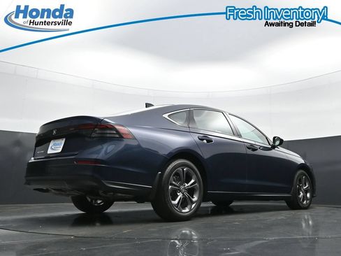 Used 2023 Honda Accord EX image 36
