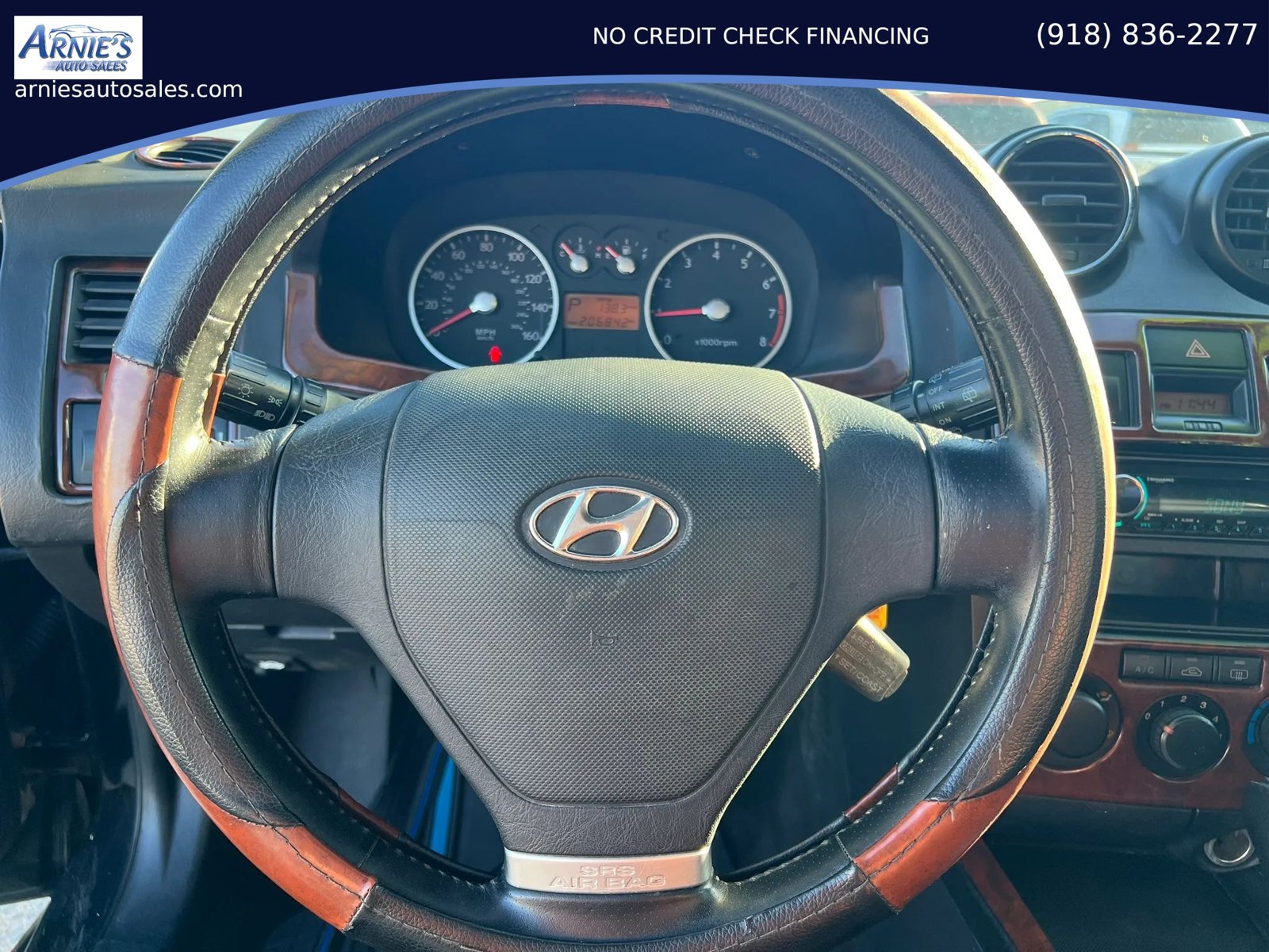 Used 2003 Hyundai Tiburon GT FWD image 8