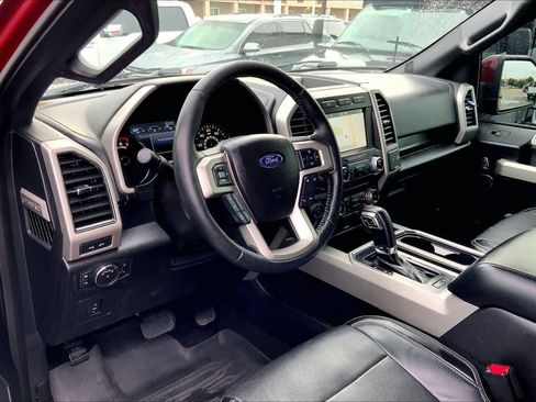 Used 2017 Ford F150 Lariat w/ Equipment Group 502A Luxury AWD/4WD image 16