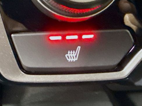 Used 2020 Honda CR-V Touring image 22