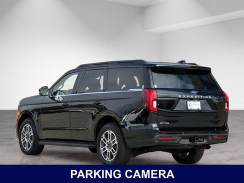 Used 2025 Ford Expedition Active AWD/4WD image 4