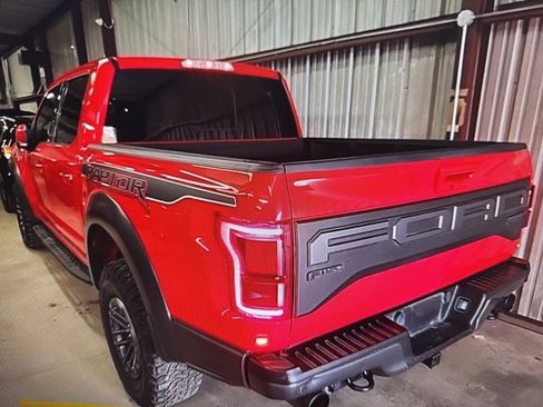 Used 2019 Ford F150 Raptor w/ Equipment Group 802A Luxury image 6