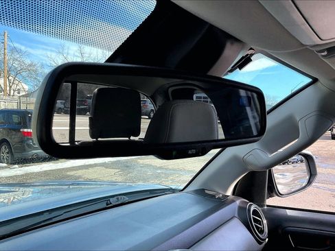 Used 2018 Toyota Tacoma SR5 image 32