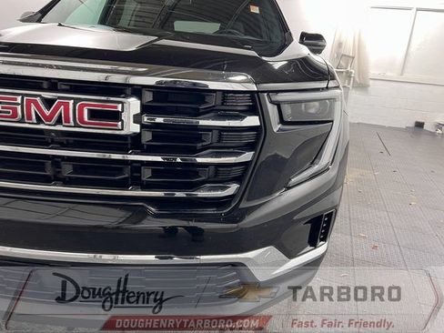 Used 2025 GMC Acadia Elevation FWD image 13