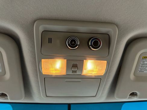 Used 2018 Nissan NV 3500 SL image 45