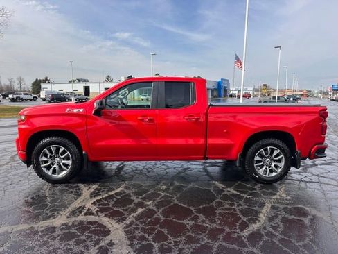 Used 2019 Chevrolet Silverado 1500 RST w/ True North Edition AWD/4WD image 2
