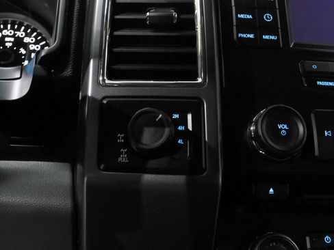 Used 2015 Ford F150 XLT w/ Trailer Tow Package image 53