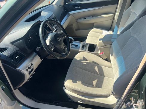 Used 2013 Subaru Outback 2.5i Premium image 5