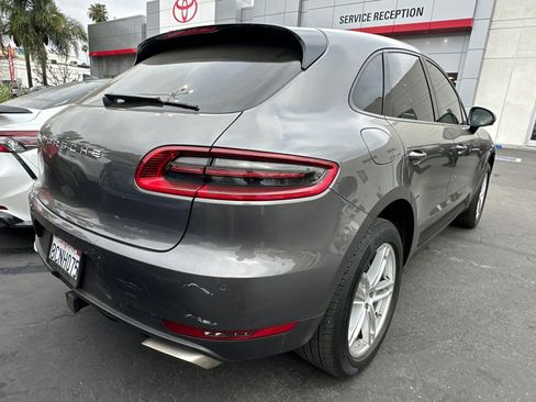Used 2018 Porsche Macan w/ Premium Package Plus image 3