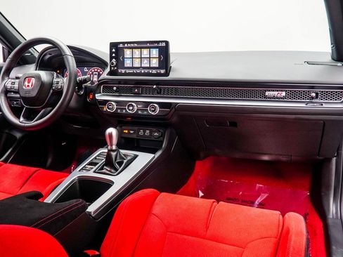 Used 2024 Honda Civic Type R image 16