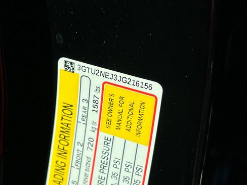 Used 2018 GMC Sierra 1500 SLT w/ All Terrain Package image 40