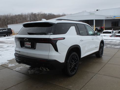 New 2026 Chevrolet Traverse LT w/ Midnight/Sport Edition image 4