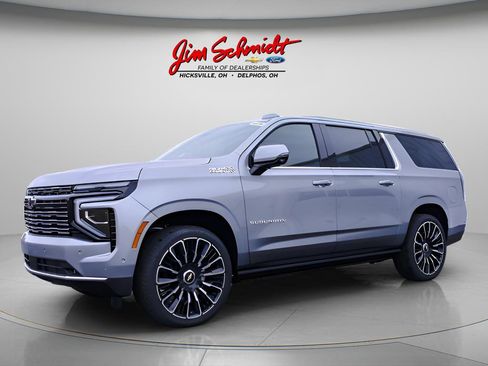 New 2026 Chevrolet Suburban High Country image 3