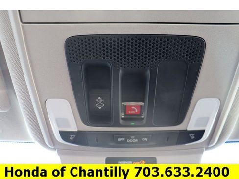 Certified 2025 Honda Accord SE image 18