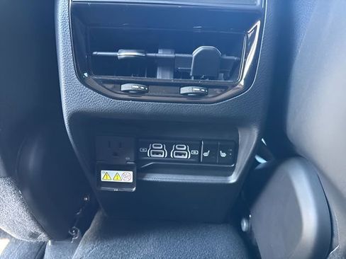 Used 2023 Jeep Grand Cherokee 4WD 4xe image 14