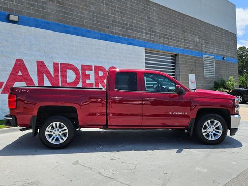 Used 2019 Chevrolet Silverado 1500 LT w/ All Star Edition AWD/4WD image 8