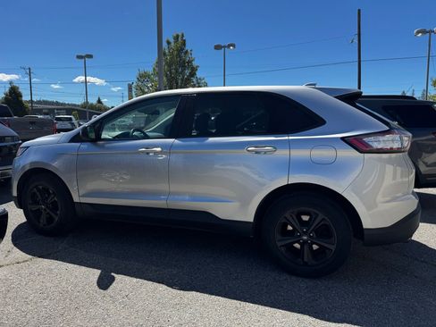 Used 2016 Ford Edge SE FWD image 8