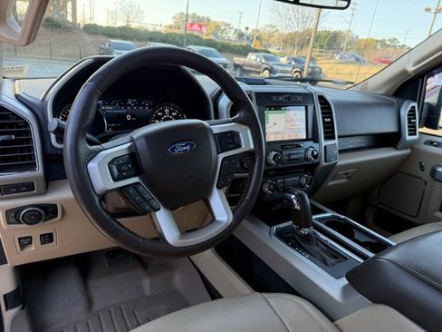 Used 2018 Ford F150 Lariat w/ Equipment Group 502A Luxury image 11