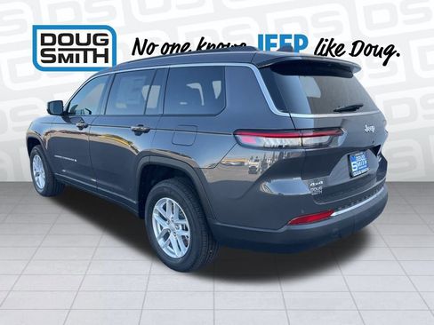 New 2025 Jeep Grand Cherokee L Laredo w/ Trailer Tow Package image 31