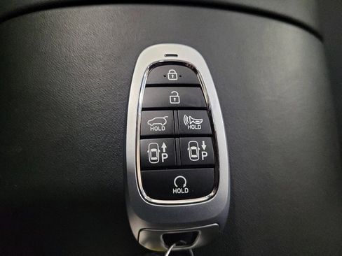 Used 2023 Hyundai Santa Fe Limited AWD/4WD image 32