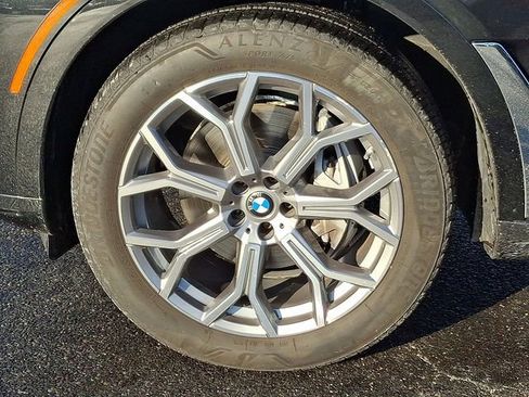 Certified 2025 BMW X7 xDrive40i w/ Premium Package image 8
