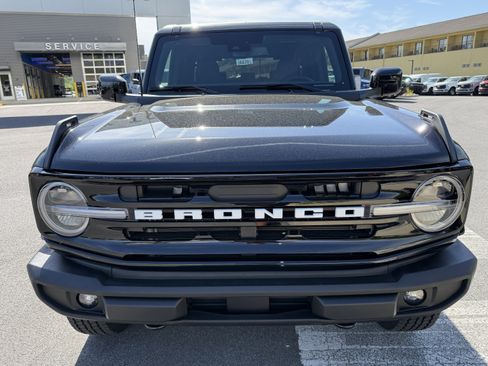New 2026 Ford Bronco Outer Banks AWD/4WD image 2