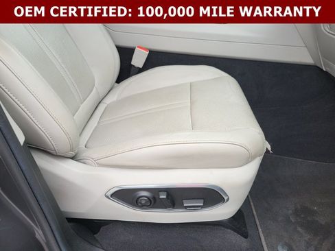 Certified 2022 Jeep Wagoneer Series II AWD/4WD image 22