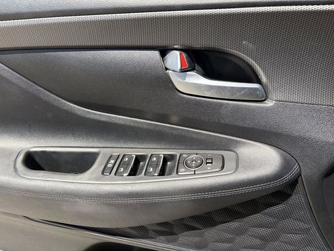 Used 2019 Hyundai Santa Fe SE FWD image 22