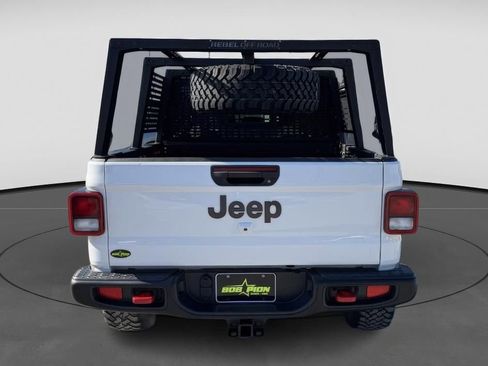 Used 2023 Jeep Gladiator Rubicon w/ Cold Weather Group image 4