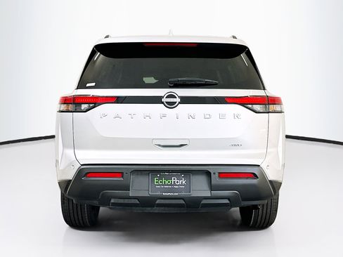 Used 2025 Nissan Pathfinder SV AWD/4WD image 7