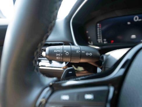 Certified 2024 Honda Civic Touring image 12