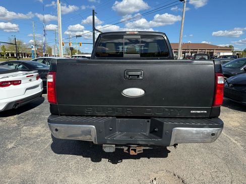 Used 2012 Ford F250 Lariat image 5