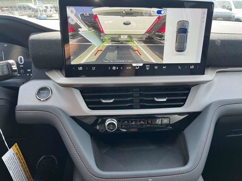 New 2026 Ford Explorer Active RWD image 10