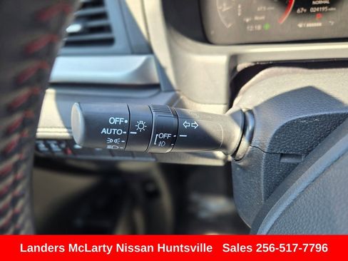 Used 2025 Honda Odyssey Sport-L image 29