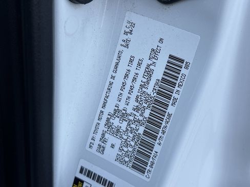 Used 2022 Toyota Tacoma SR image 35