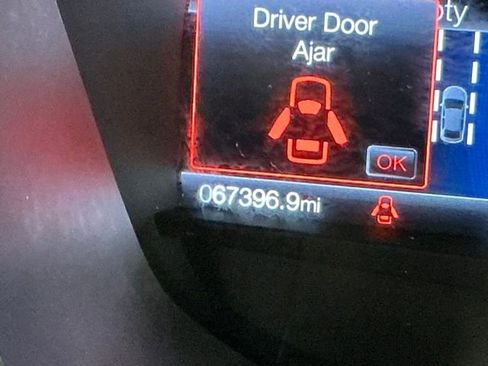 Used 2019 Ford Fusion SEL FWD image 31